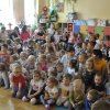Rok szkolny 2021/2022 - Żłobkowicze oglądają pokaz baniek mydlanych